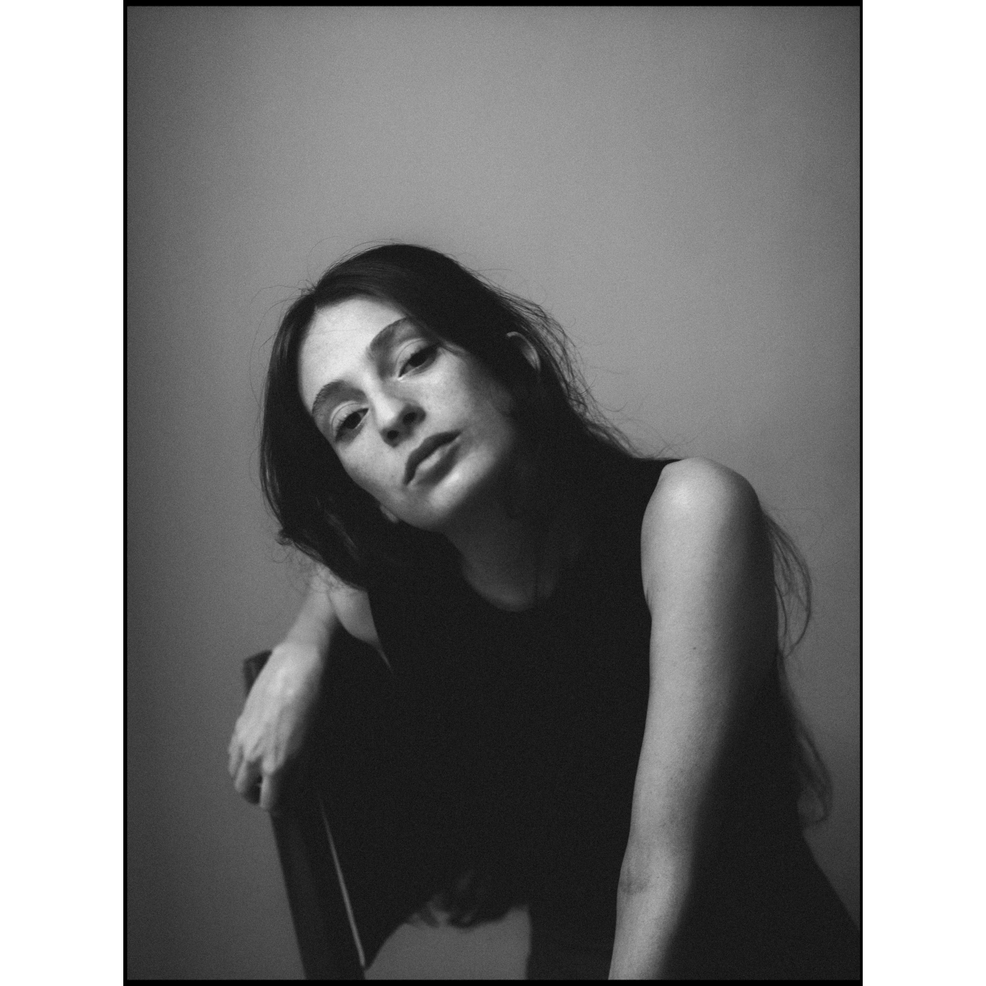 LEONOR ARNAUT
